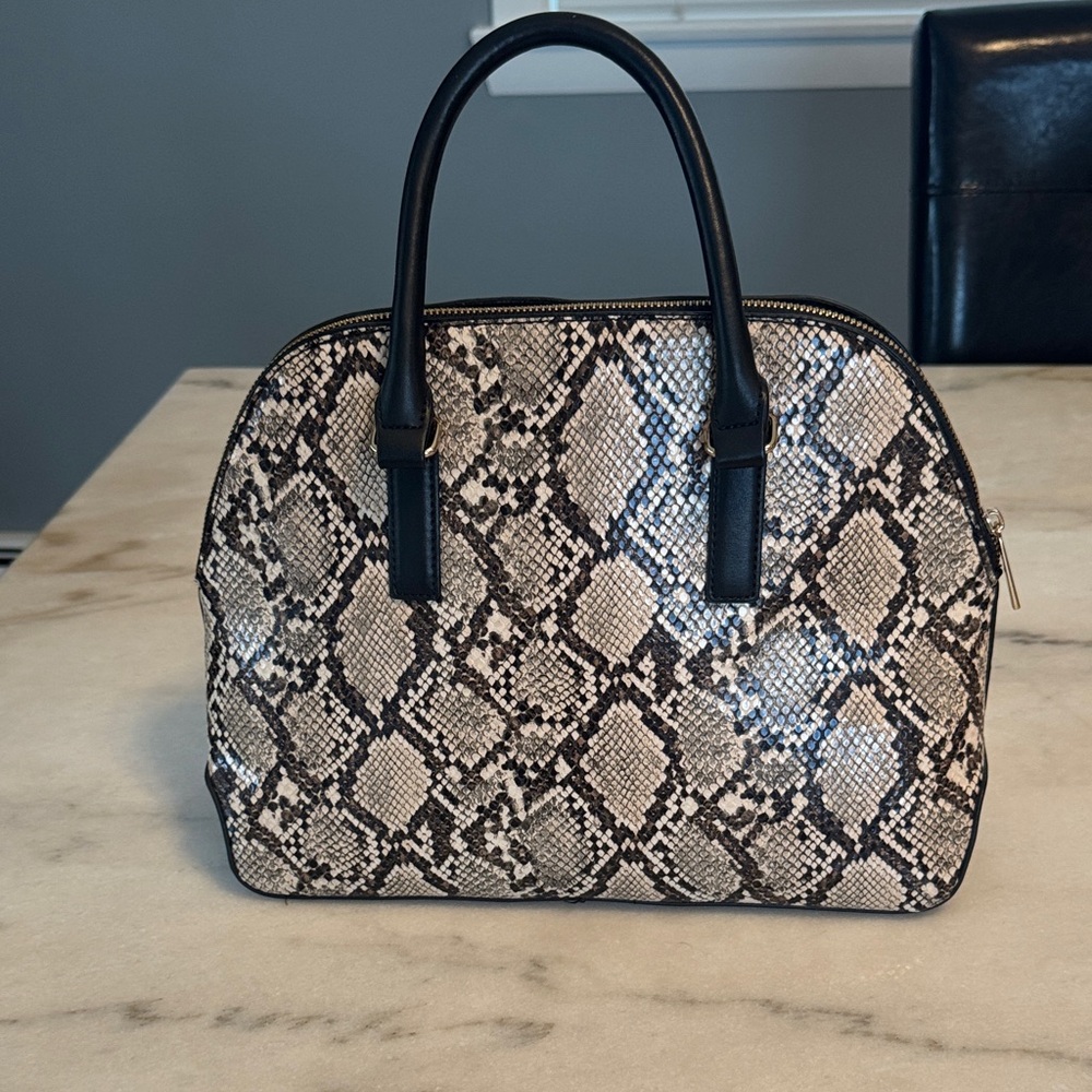 Elegant Black and White Snakeskin Handbag